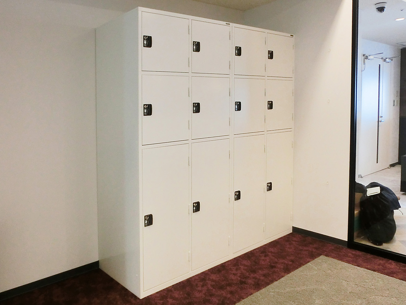 ⼤容量型のスーツケース専用ロッカーのご案内｜FREE STYLE KOYO｜光葉